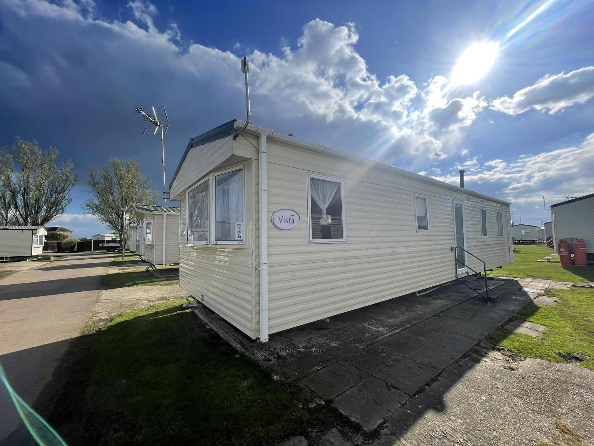 Lovely 8 Berth Caravan At St Osyth Beach Holiday Park Ref 28101G Clacton-on-Sea Exterior foto
